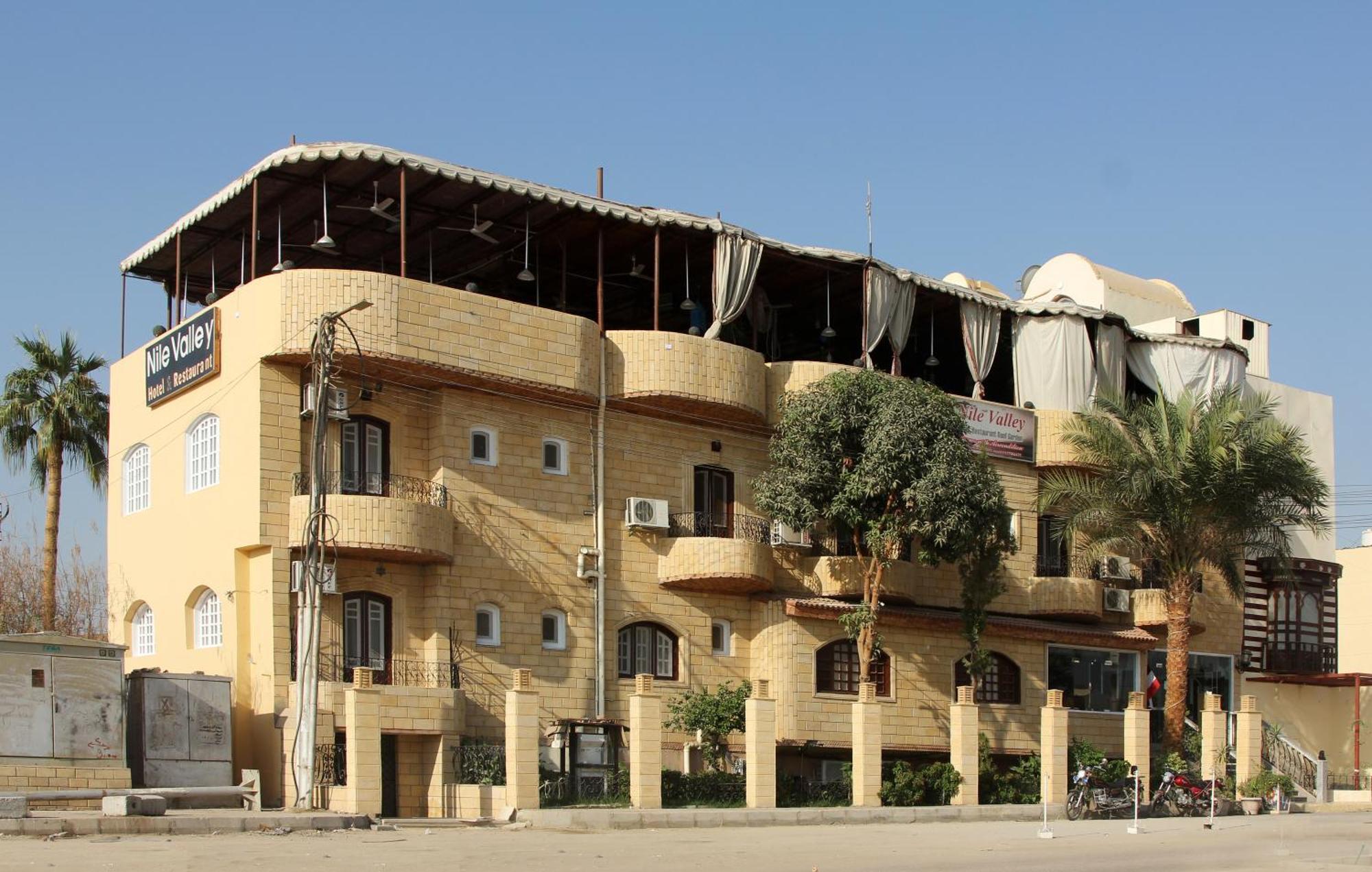 Nile Valley Hotel ลักซอร์ ภายนอก รูปภาพ