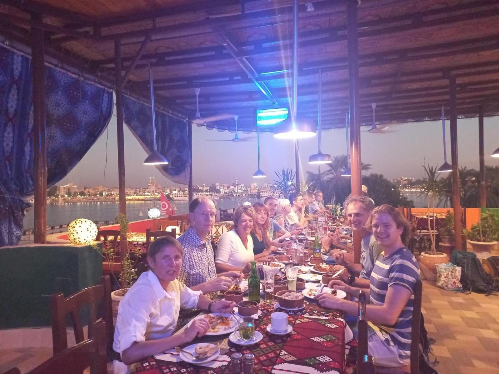 Nile Valley Hotel ลักซอร์ ภายนอก รูปภาพ