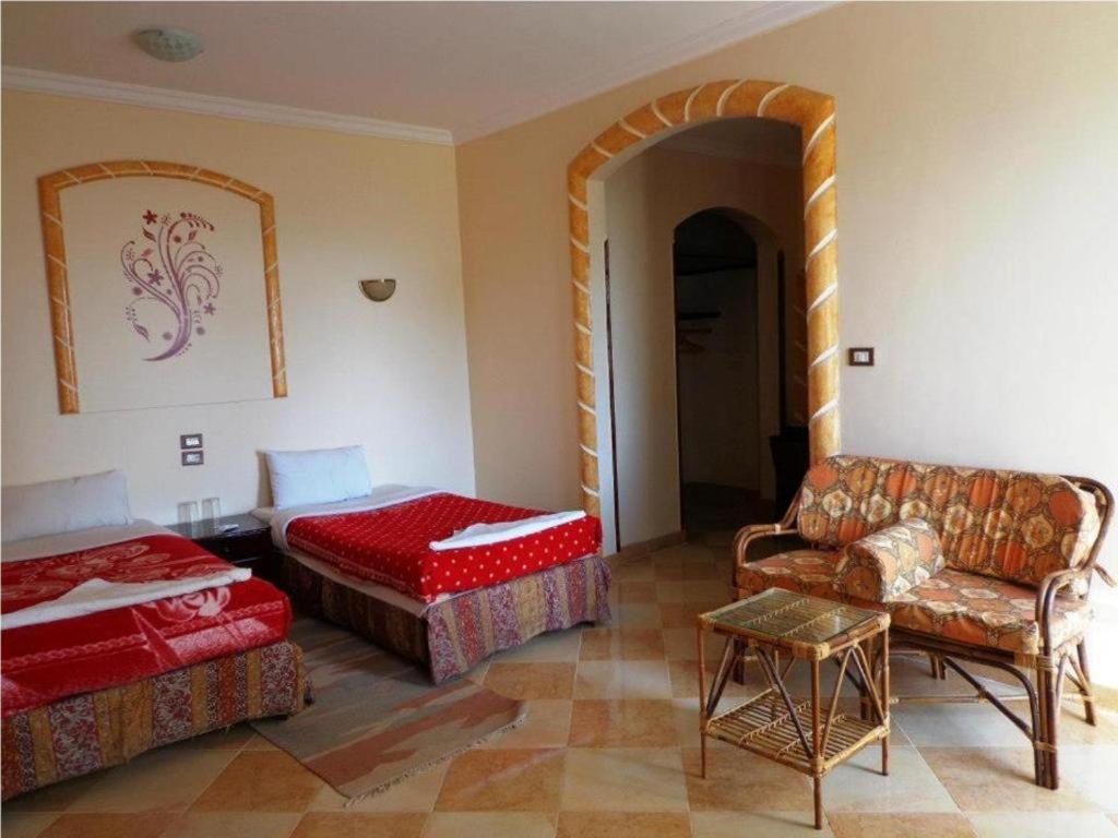 Nile Valley Hotel ลักซอร์ ภายนอก รูปภาพ